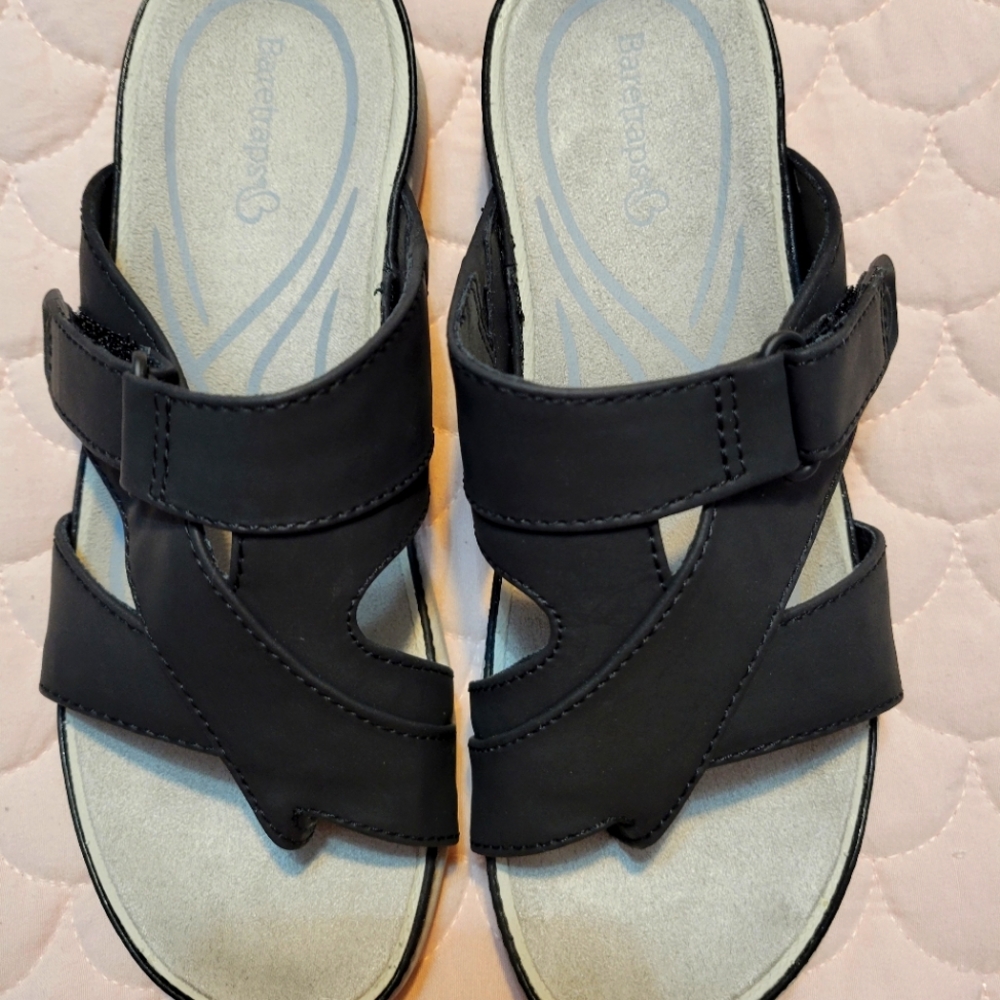 Baretraps Nalani, Size 6, Black